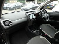 USED 2021 71 TOYOTA AYGO 1.0 VVT-i x-play 5d 70 S/S APPLE CARPLAY / ANDROID AUTO (GIVES YOU SAT NAV), REVERSING CAMERA, DAB RADIO, BLUETOOTH PHONE & MUSIC, AUX & USB INPUTS, MANUAL GEARBOX, LED DAYTIME RUNNING LIGHTS, SPARE WHEEL, LEATHER MULTIFUNCTION STEERING WHEEL, AIR CONDITIONING, TRIP COMPUTER, ISO FIX, TYRE PRESSURE WARNING, SPEED LIMITER, ELECTRIC WINDOWS, ELECTRIC MIRRORS, FOLDING REAR SEATS, AIRBAGS WITH PASSANGER OFF, SPACE SAVER SPARE WHEEL, 1 OWNER FROM NEW, SERVICE HISTORY