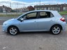 USED 2010 10 TOYOTA AURIS 1.4 D-4D TR Hatchback 5dr Diesel MultiMode Euro 4 (90 ps) AUTOMATIC* PADDLE SHIFT* 13 MAIN DEALER SERVICE STAMPS* DUAL CLIMATE CONTROL WITH AIR CON* AM / FM RADIO* CD PLAYER* AUX* USB* REMOTE CENTRAL LOCKING WITH 2 KEYS* ELECTRIC WINDOWS & MIRRORS