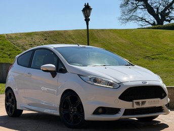 2013 FORD FIESTA