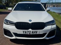 USED 2022 72 BMW 5 SERIES 3.0 545e 12kWh M Sport Saloon 4dr Petrol Plug-in Hybrid Steptronic xDrive Euro 6 (s/s) (394 ps) ***REVERSING CAMERA - CRUISE CONTROL - APPLE CARPLAY - ANDROID AUTO ***