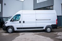 USED 2022 22 PEUGEOT BOXER 2.2 BlueHDi 335 Professional Panel Van 5dr Diesel Manual L3 H2 Euro 6 (s/s) (140 ps) Sat Nav, Cruise, DAB, B/T