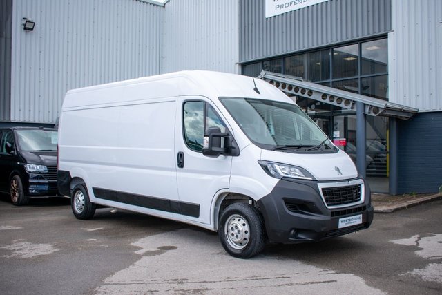 View our PEUGEOT BOXER