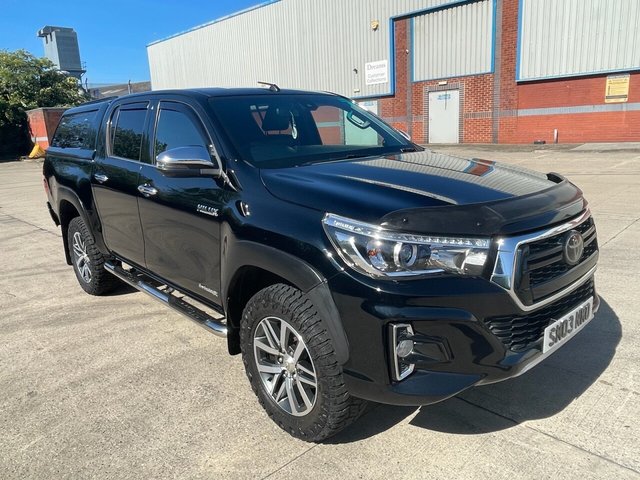 View our TOYOTA HI-LUX