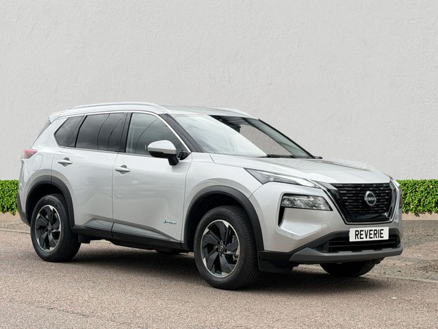 View our NISSAN X-TRAIL