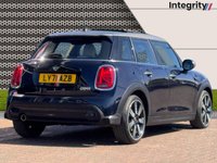 USED 2022 71 MINI HATCH 1.5 Cooper Exclusive Hatchback 5dr Petrol Steptronic Euro 6 (s/s) (136 ps) Comfort Pack | Panoramic Roof