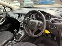 USED 2019 19 VAUXHALL ASTRA 1.6 CDTi BlueInjection Design Sports Tourer 5dr Diesel Manual Euro 6 (s/s) (136 ps) ONE OWNER - FULL HISTORY