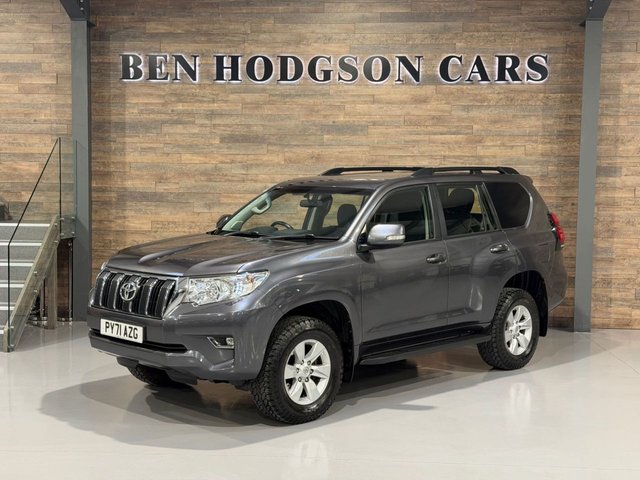 View our TOYOTA LAND CRUISER