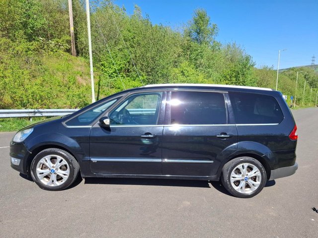 View our FORD GALAXY