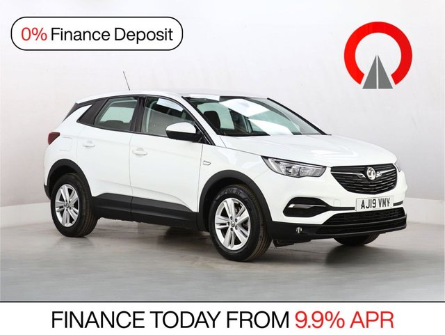 View our Vauxhall Grandland X 1.2 Turbo GPF SE SUV 5dr Petrol Manual Euro 6 (s/s) (130 ps)