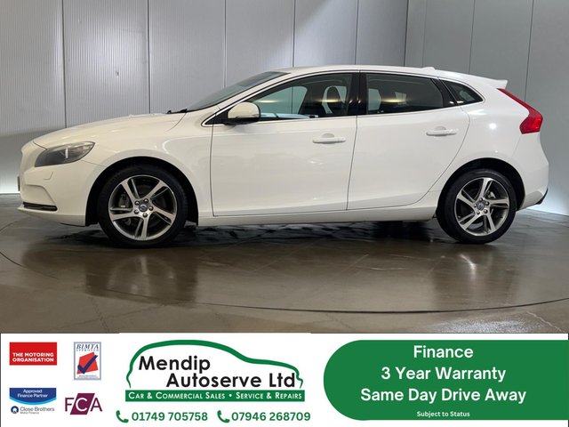View our VOLVO V40