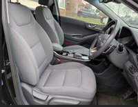 USED 2020 70 HYUNDAI IONIQ 38.3kWh Premium Hatchback 5dr Electric Auto (136 ps) 2 OWNERS, FULL SERVICE HISTORY, EV