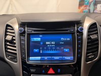 USED 2013 13 HYUNDAI I30 1.6 CRDi Blue Drive Style Nav Tourer 5dr Diesel Manual Euro 5 (s/s) (128 ps) &pound;35 Road Tax-Great Economy-Hyundai Service History