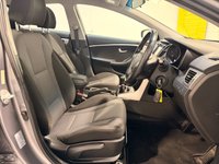 USED 2013 13 HYUNDAI I30 1.6 CRDi Blue Drive Style Nav Tourer 5dr Diesel Manual Euro 5 (s/s) (128 ps) &pound;35 Road Tax-Great Economy-Hyundai Service History