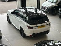 USED 2018 68 LAND ROVER RANGE ROVER SPORT 3.0 SD V6 HSE Dynamic SUV 5dr Diesel Auto 4WD Euro 6 (s/s) (306 ps) 