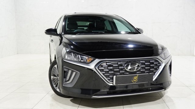 View our Hyundai Ioniq 1.6 h-GDi 8.9kWh Premium SE Hatchback 5dr Petrol Plug-in Hybrid DCT Euro 6 (s/s) (141 ps)