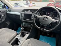 USED 2017 VOLKSWAGEN TIGUAN 2.0 TDI BlueMotion Tech SE SUV 5dr Diesel Manual Euro 6 (s/s) (150 ps) 