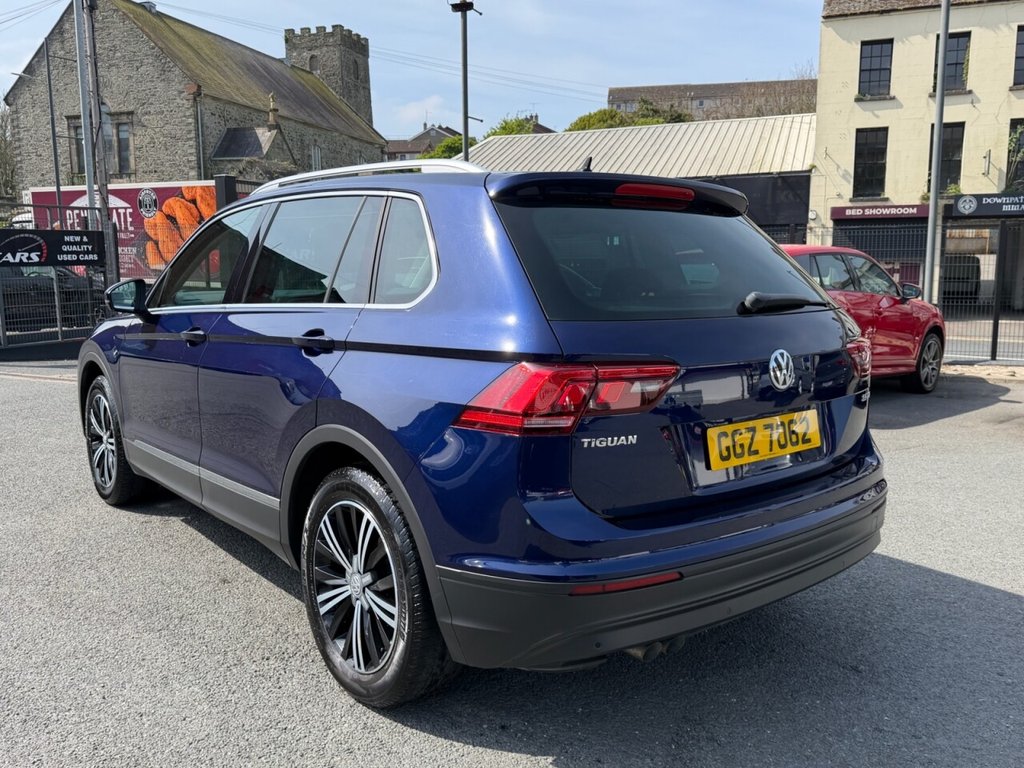 USED 2017 VOLKSWAGEN TIGUAN 2.0 TDI BlueMotion Tech SE SUV 5dr Diesel Manual Euro 6 (s/s) (150 ps) 