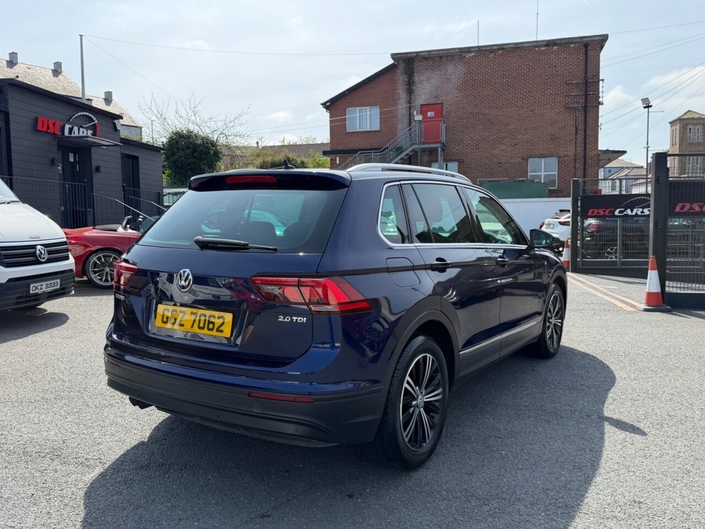 USED 2017 VOLKSWAGEN TIGUAN 2.0 TDI BlueMotion Tech SE SUV 5dr Diesel Manual Euro 6 (s/s) (150 ps) 
