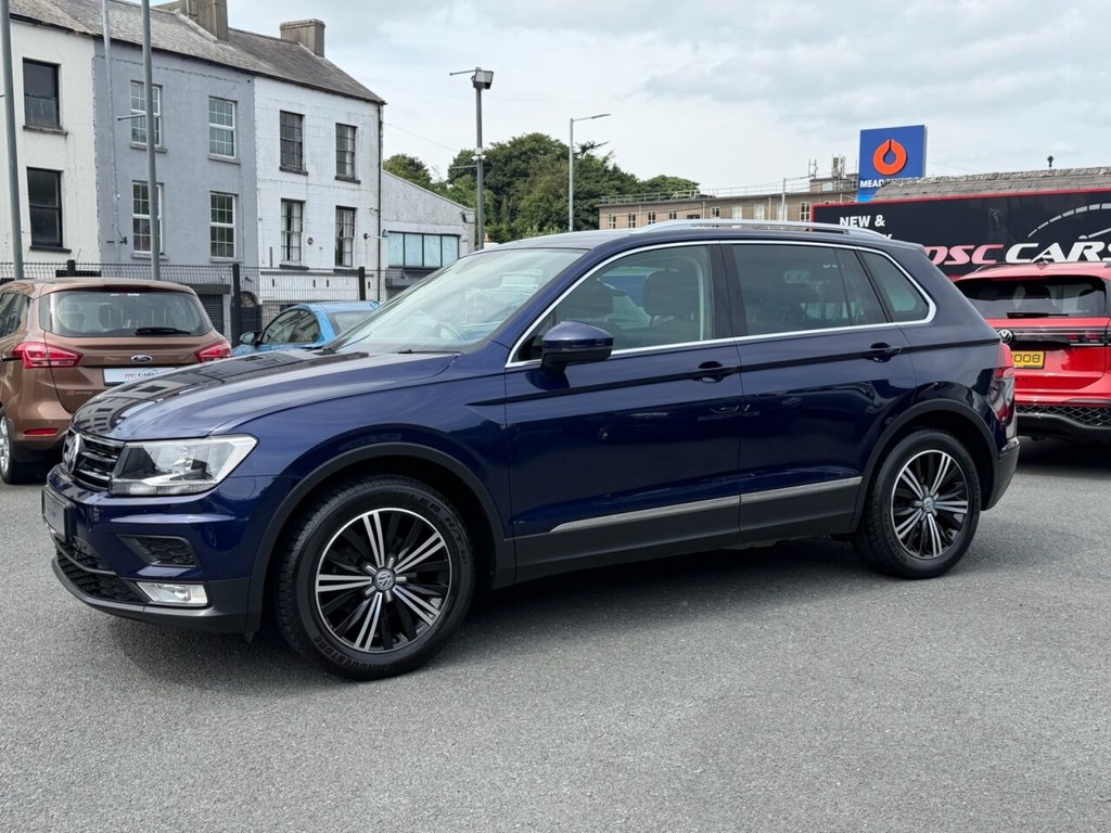 USED 2017 VOLKSWAGEN TIGUAN 2.0 TDI BlueMotion Tech SE SUV 5dr Diesel Manual Euro 6 (s/s) (150 ps) 