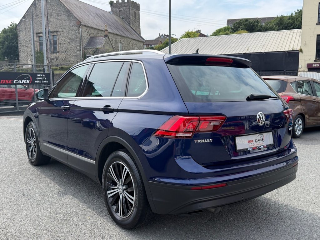 USED 2017 VOLKSWAGEN TIGUAN 2.0 TDI BlueMotion Tech SE SUV 5dr Diesel Manual Euro 6 (s/s) (150 ps) 