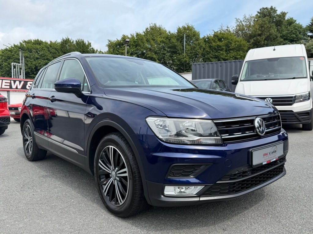 USED 2017 VOLKSWAGEN TIGUAN 2.0 TDI BlueMotion Tech SE SUV 5dr Diesel Manual Euro 6 (s/s) (150 ps) 
