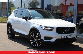 2020 VOLVO XC40