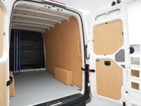 USED 2022 22 VOLKSWAGEN CRAFTER CR35 2.0 TDI 140 BHP MWB TRENDLINE BUSINESS AUTOMATIC AUTOMATIC | MEDIUM | SAT NAV | AIR CON