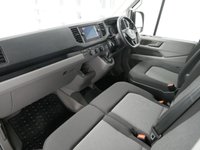 USED 2022 22 VOLKSWAGEN CRAFTER CR35 2.0 TDI 140 BHP MWB TRENDLINE BUSINESS AUTOMATIC AUTOMATIC | MEDIUM | SAT NAV | AIR CON