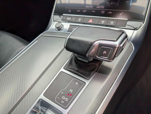 USED 2022 22 AUDI A6 2.0 A6 Sport 40 TFSI MHEV Semi-Auto 4dr CLICK+COLLECT / HOME DELIVERY