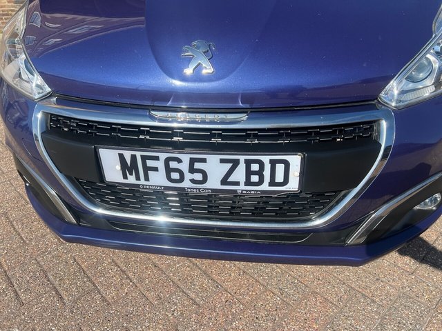 View our PEUGEOT 208