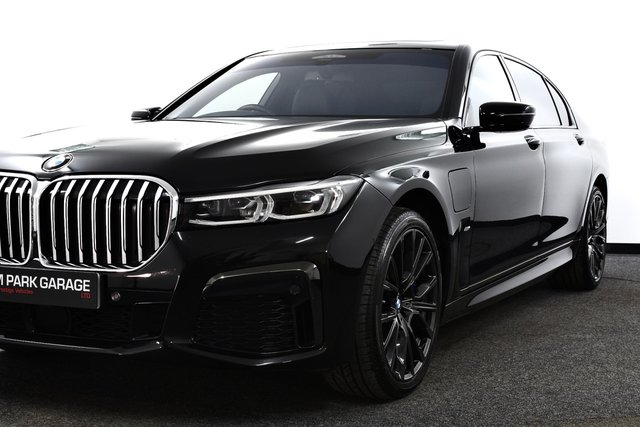 USED 2021 21 BMW 7 SERIES 3.0 745Le 12kWh M Sport Saloon 4dr Petrol Plug-in Hybrid Auto xDrive Euro 6 (s/s) (394 ps) &pound;12k Extras | Tech+/MPro/Comf+