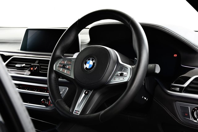 USED 2021 21 BMW 7 SERIES 3.0 745Le 12kWh M Sport Saloon 4dr Petrol Plug-in Hybrid Auto xDrive Euro 6 (s/s) (394 ps) &pound;12k Extras | Tech+/MPro/Comf+