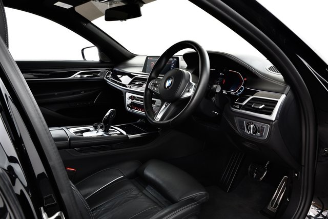 USED 2021 21 BMW 7 SERIES 3.0 745Le 12kWh M Sport Saloon 4dr Petrol Plug-in Hybrid Auto xDrive Euro 6 (s/s) (394 ps) &pound;12k Extras | Tech+/MPro/Comf+