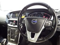 USED 2014 14 VOLVO V40 CROSS COUNTRY 1.6 D2 SE Hatchback 5dr Diesel Manual Euro 5 (s/s) (115 ps) &pound;20 Road Tax-Great Economy-A/C-Service History-2 Keys-DAB Radio-Bluetooth