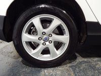 USED 2014 14 VOLVO V40 CROSS COUNTRY 1.6 D2 SE Hatchback 5dr Diesel Manual Euro 5 (s/s) (115 ps) &pound;20 Road Tax-Great Economy-A/C-Service History-2 Keys-DAB Radio-Bluetooth
