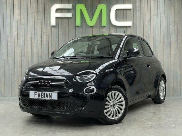 2022 500e 24kwh action hatchback 3dr electric auto (95 ps) **electric - ulez - automatic** 2022 53,000 miles 0 ltr automatic... photo