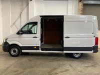 USED 2022 72 VOLKSWAGEN CRAFTER CR35 MWB Trendline Business Med Roof FWD 140ps 