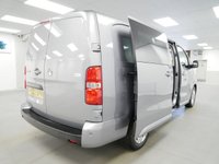 USED 2022 22 VAUXHALL VIVARO 3100 2.0 D 145 BHP L2 LONG ELITE AUTOMATIC CREWCAB 6 SEATER AUTOMATIC | 6 SEATS | L2 LONG | SAT NAV