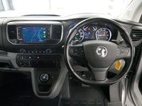 USED 2022 22 VAUXHALL VIVARO 3100 2.0 D 145 BHP L2 LONG ELITE AUTOMATIC CREWCAB 6 SEATER AUTOMATIC | 6 SEATS | L2 LONG | SAT NAV