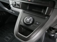 USED 2022 22 VAUXHALL VIVARO 3100 2.0 D 145 BHP L2 LONG ELITE AUTOMATIC CREWCAB 6 SEATER AUTOMATIC | 6 SEATS | L2 LONG | SAT NAV