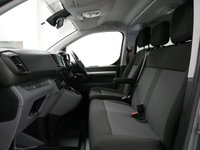 USED 2022 22 VAUXHALL VIVARO 3100 2.0 D 145 BHP L2 LONG ELITE AUTOMATIC CREWCAB 6 SEATER AUTOMATIC | 6 SEATS | L2 LONG | SAT NAV