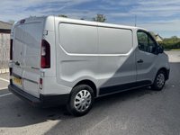 USED 2021 71 RENAULT TRAFIC 2.0 dCi ENERGY 28 Business+ Panel Van 5dr Diesel Manual SWB Standard Roof Euro 6 (s/s) (120 ps) This 2021 Renault Trafic presents a superb ownership proposition, having been meticulously maintained by its single owner from new. This Business+ SWB Standard Roof model, powered by an efficient 2.0 litre dCi diesel engine, meets Euro 6 emission standards and boasts a clear vehicle history check. Inside, you'll find a DAB radio with Bluetooth connectivity, a USB socket, and two 15W speakers, ensuring your journeys are accompanied by your favourite audio. For enhanced safety and convenience.