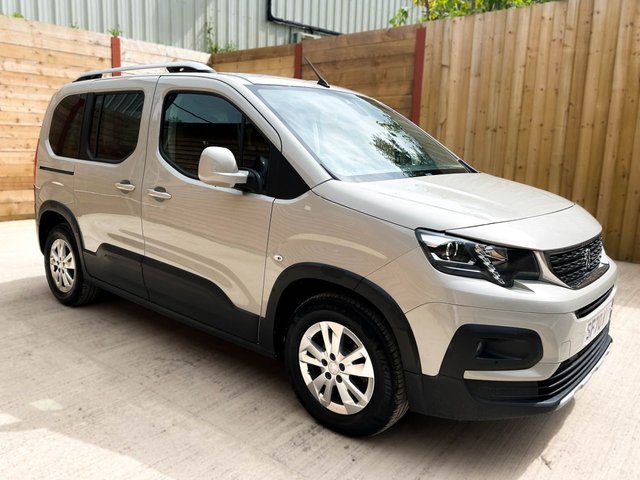 View our PEUGEOT RIFTER