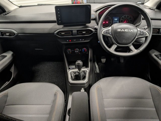 View our DACIA SANDERO STEPWAY