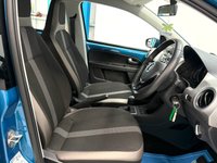 USED 2019 19 VOLKSWAGEN UP! 1.0 High up! Hatchback 5dr Petrol ASG Euro 6 (s/s) (75 ps) Beautiful AUTOMATIC with under 7000 Miles, SATNAV & CARPLAY, Heated Seats, Bluetooth, Parking Sensors, Alloys & Air Conditioning & VW Services