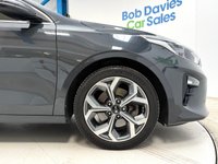 USED 2021 21 KIA CEED 1.5 T-GDi 3 Hatchback 5dr Petrol Manual Euro 6 (s/s) (158 bhp) Gorgeous LOw Mileage Full Service History CEED, 158BHP, SATNAV CARPLAY PArking Camera Heated Seats Privacy Glass only 26000 Miles
