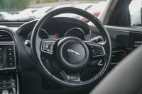 USED 2015 15 JAGUAR XE 2.0d Prestige Saloon 4dr Diesel Manual Euro 6 (s/s) (163 ps) 