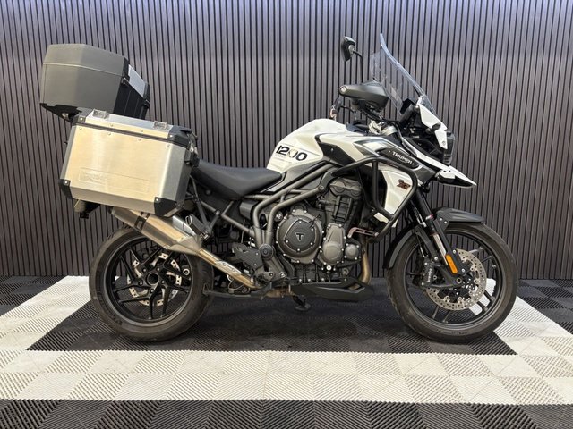 View our TRIUMPH TIGER 1200