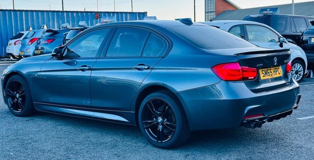 View our BMW 3 SERIES