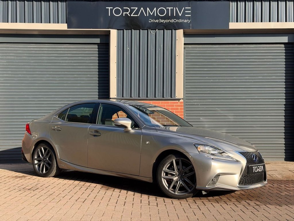 USED 2016 16 LEXUS IS 2.5 300h F Sport Saloon 4dr Petrol Hybrid E-CVT Euro 6 (s/s) (223 ps) 